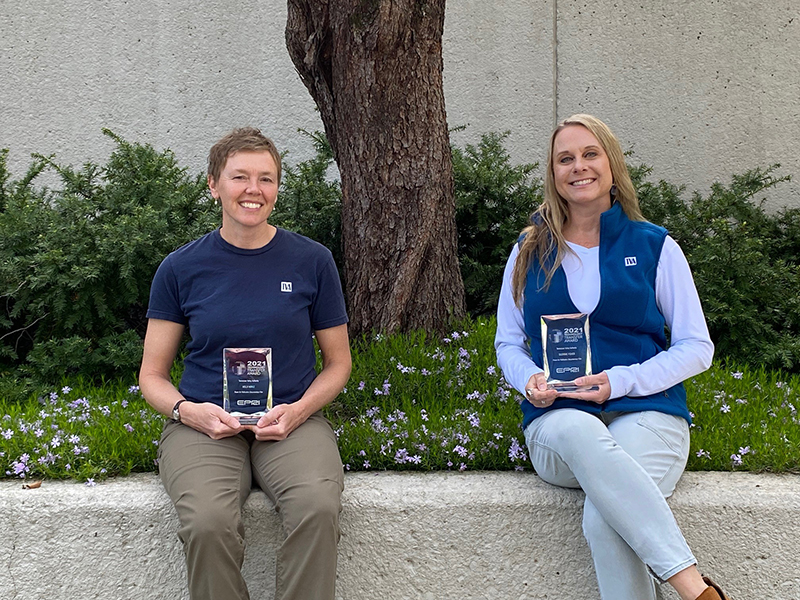Hoyle and Fisher win pollinator award